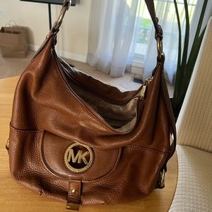 Micheal Kors Shoulder Bag